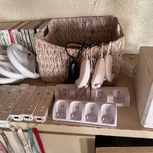 Nintendo Wii Controllers and Charging Dock Set - White and Black